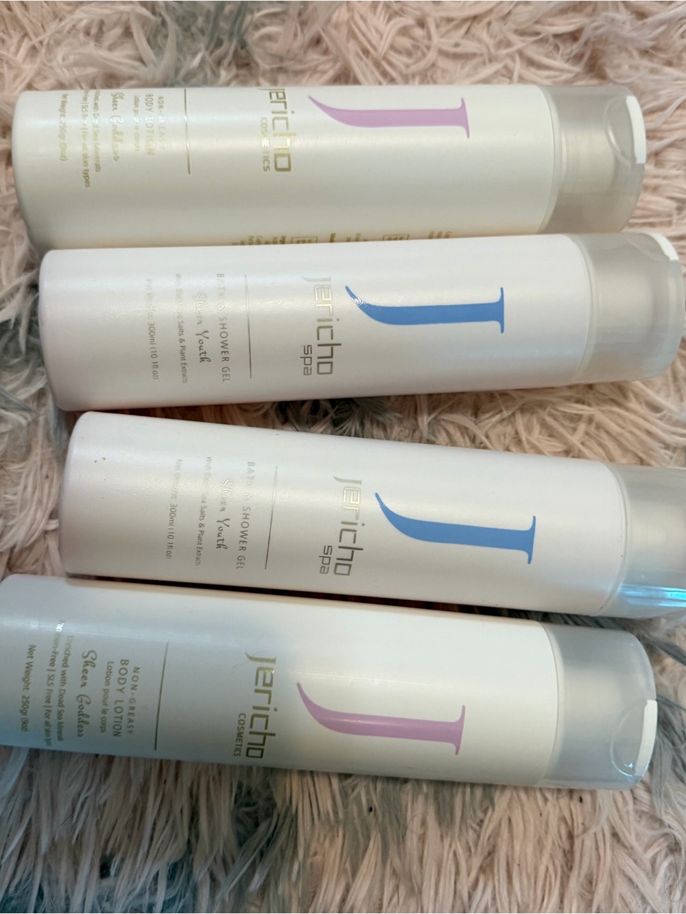 Jericho Women’s Shower Gel & Body Lotion - White with Blue/Pink Accents